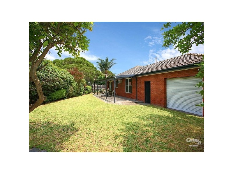 14 Lee Andy Court, Dingley Village VIC 3172