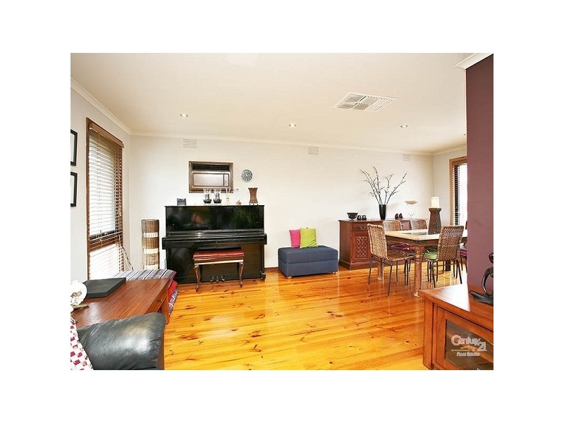 1 Chisholm Court, Springvale South VIC 3172