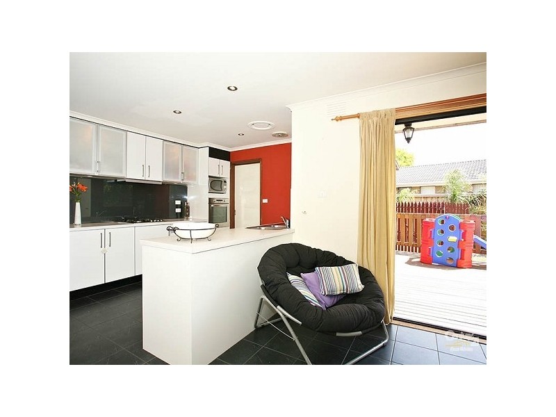1 Chisholm Court, Springvale South VIC 3172