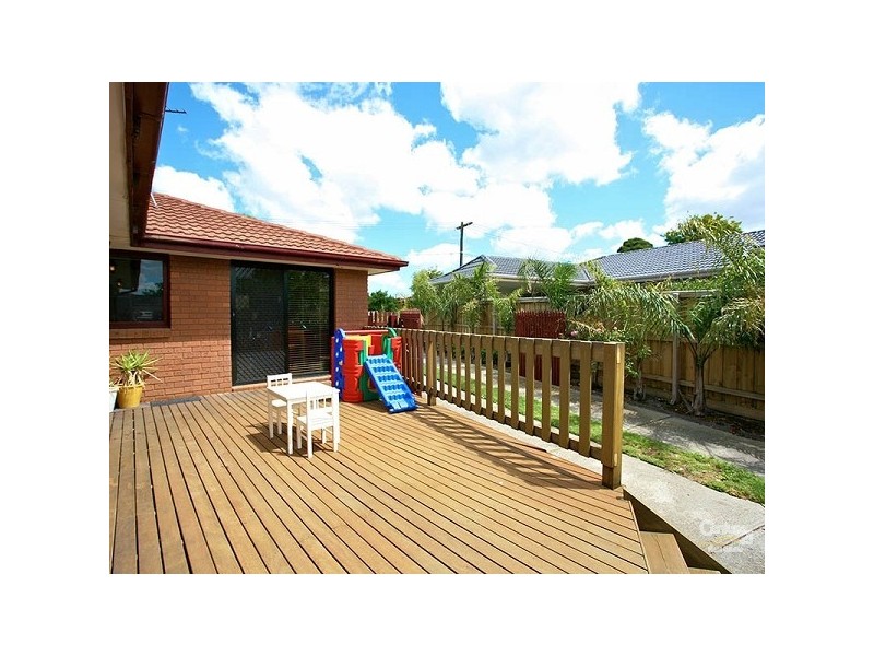 1 Chisholm Court, Springvale South VIC 3172