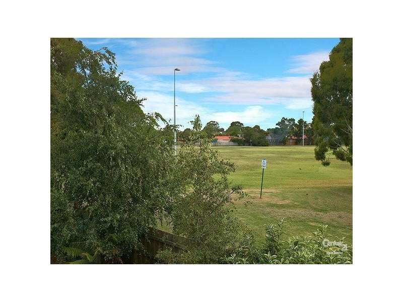 21 Twofold Close, Dingley Village VIC 3172