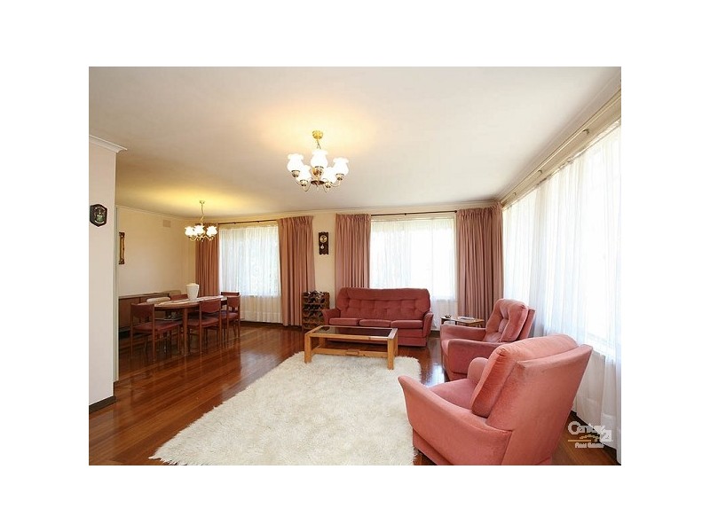 5 Forest Park Road, Dingley Village VIC 3172