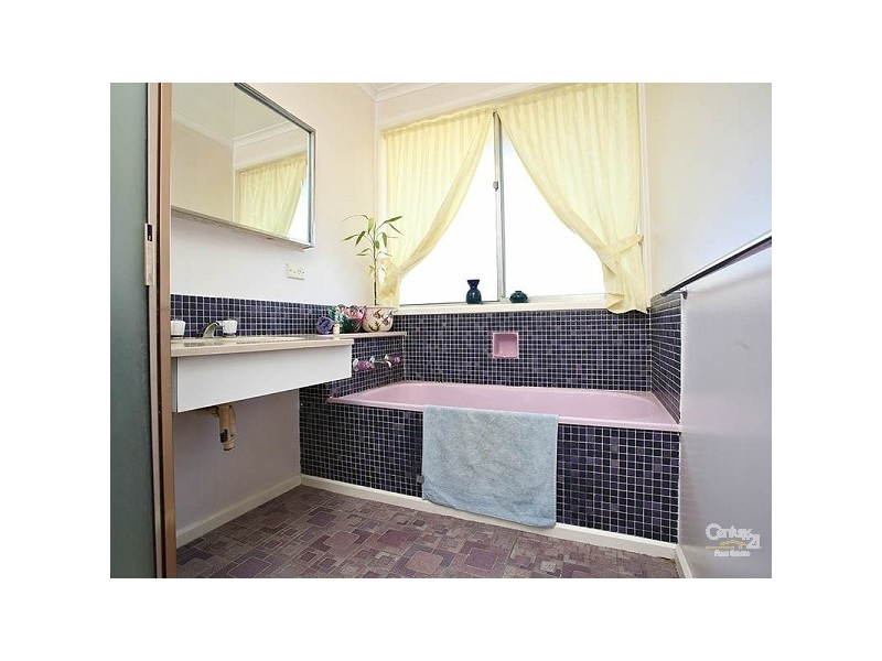 5 Forest Park Road, Dingley Village VIC 3172