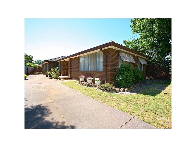 5 Forest Park Road, Dingley Village VIC 3172