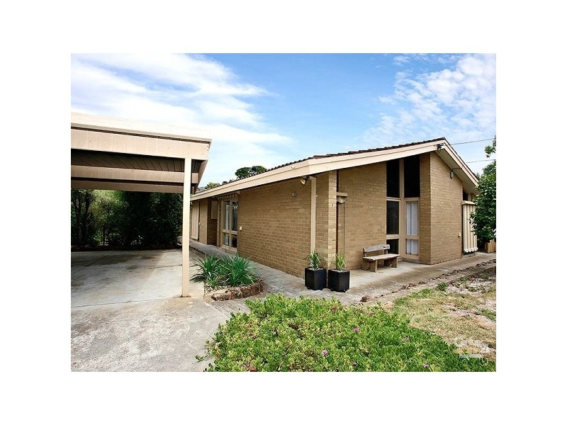 16 Marjorie Avenue, Dingley Village VIC 3172