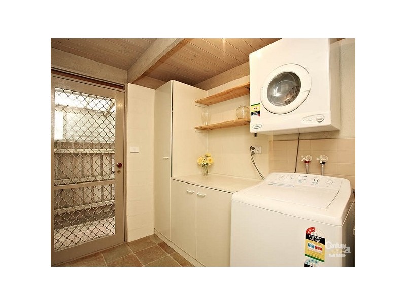 16 Teralba Close, Dingley Village VIC 3172