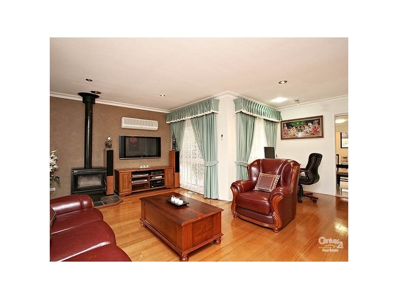 1 Snead Court, Dingley Village VIC 3172