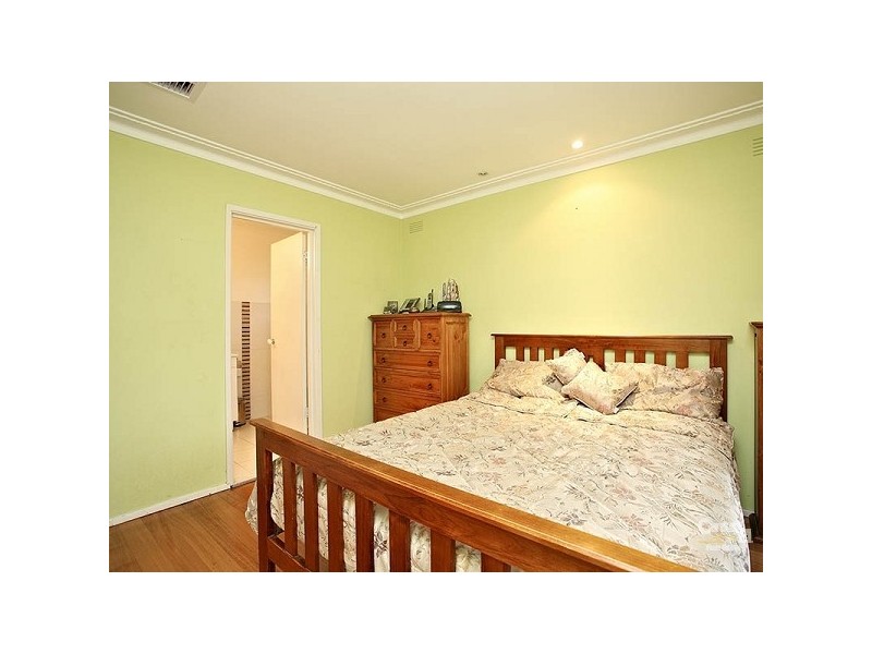 1 Snead Court, Dingley Village VIC 3172