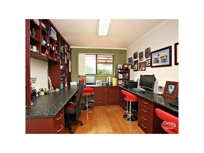 1 Snead Court, Dingley Village VIC 3172