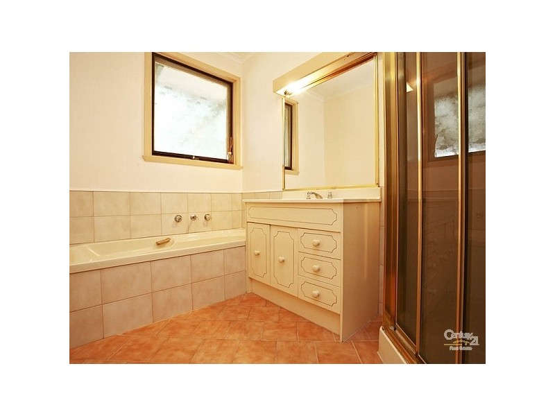 16 Sheridan Court, Dingley Village VIC 3172