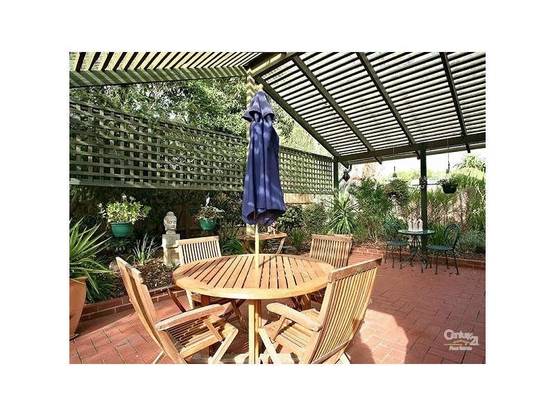 11 Bayville Drive, Dingley Village VIC 3172