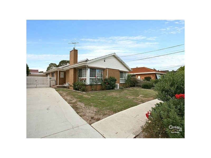 27 Sharrock Drive, Dingley Village VIC 3172