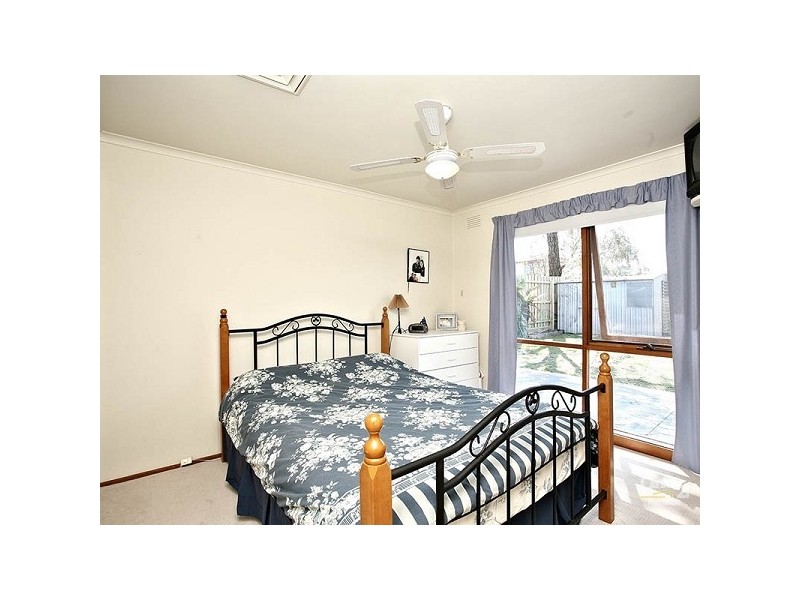 13 Bayville Drive, Dingley Village VIC 3172