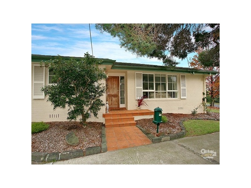 1 Picola Court, Dingley Village VIC 3172