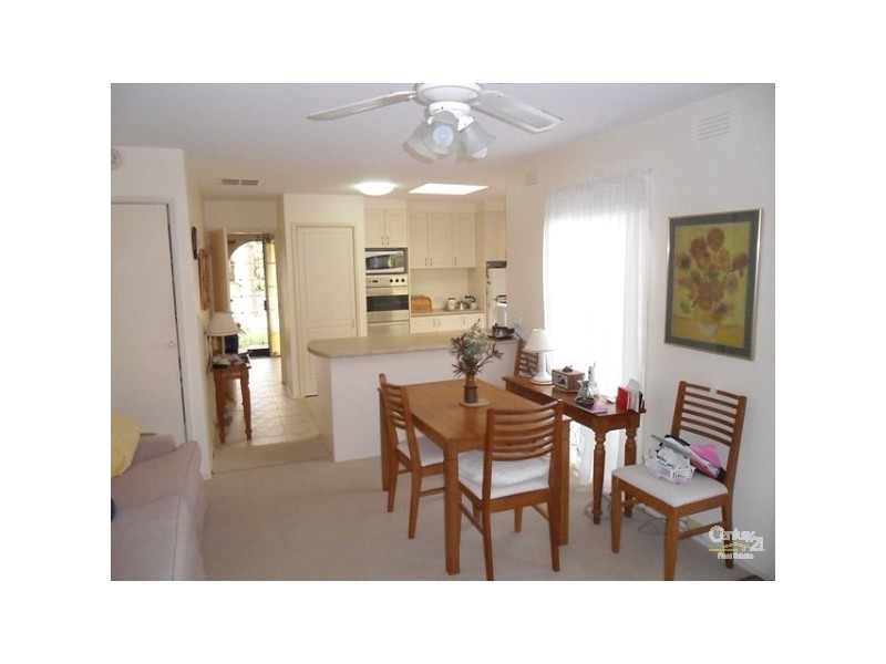 24 Forest Park Road, Dingley Village VIC 3172