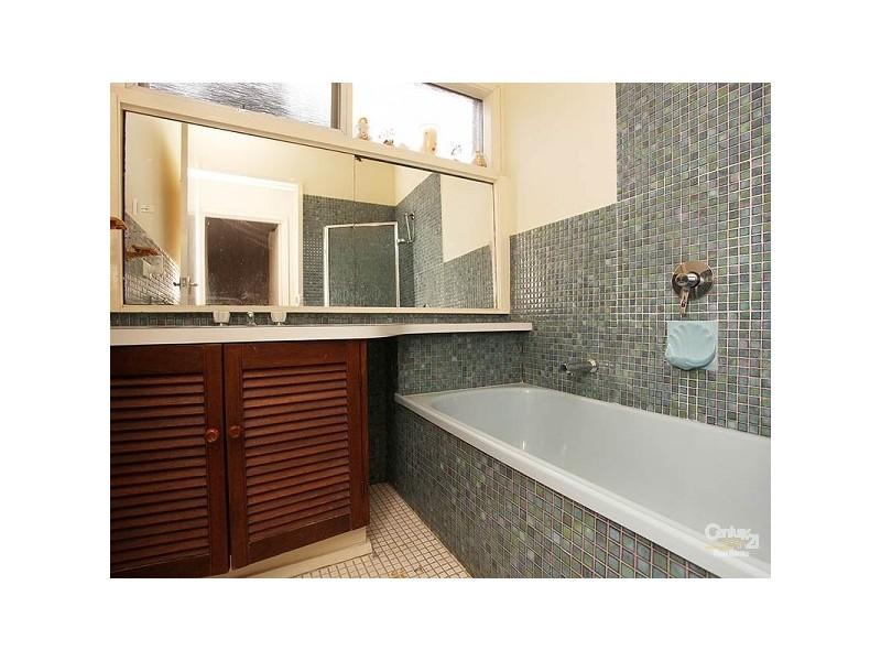 24 Forest Park Road, Dingley Village VIC 3172