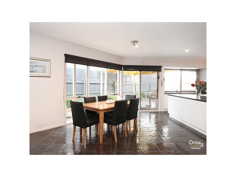 1 Ryan Mews, Dingley Village VIC 3172