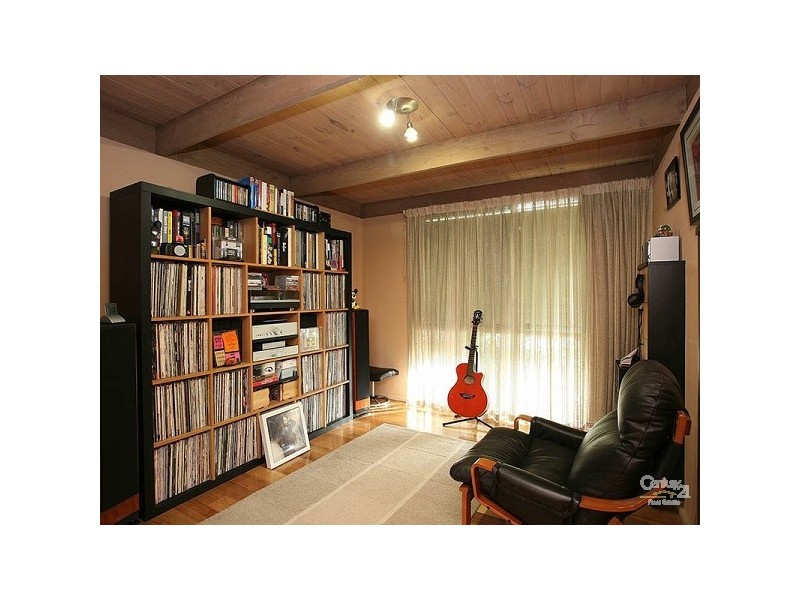 5 Locksley Close, Dingley Village VIC 3172