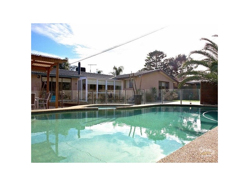 96-98 Howard Road, Dingley Village VIC 3172