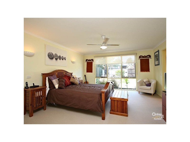 96-98 Howard Road, Dingley Village VIC 3172