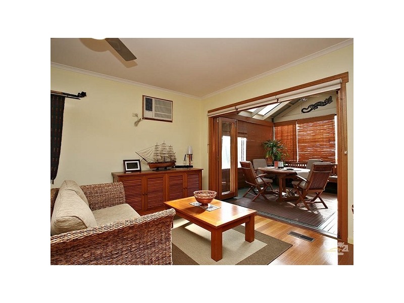 96-98 Howard Road, Dingley Village VIC 3172