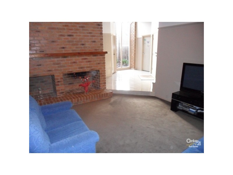 30 McClure Road, Dingley Village VIC 3172