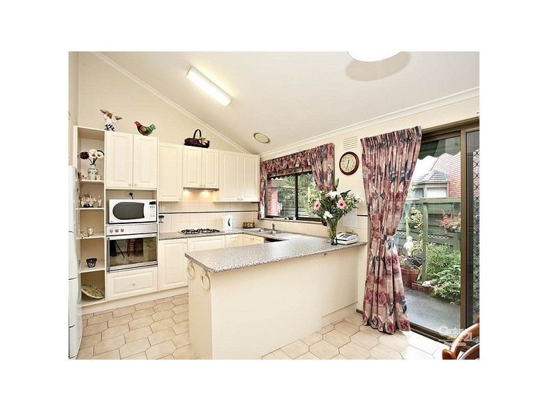 1/8-10 Golfwood Close, Dingley Village VIC 3172
