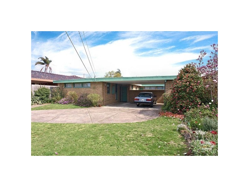 16 Mussert Avenue, Dingley Village VIC 3172