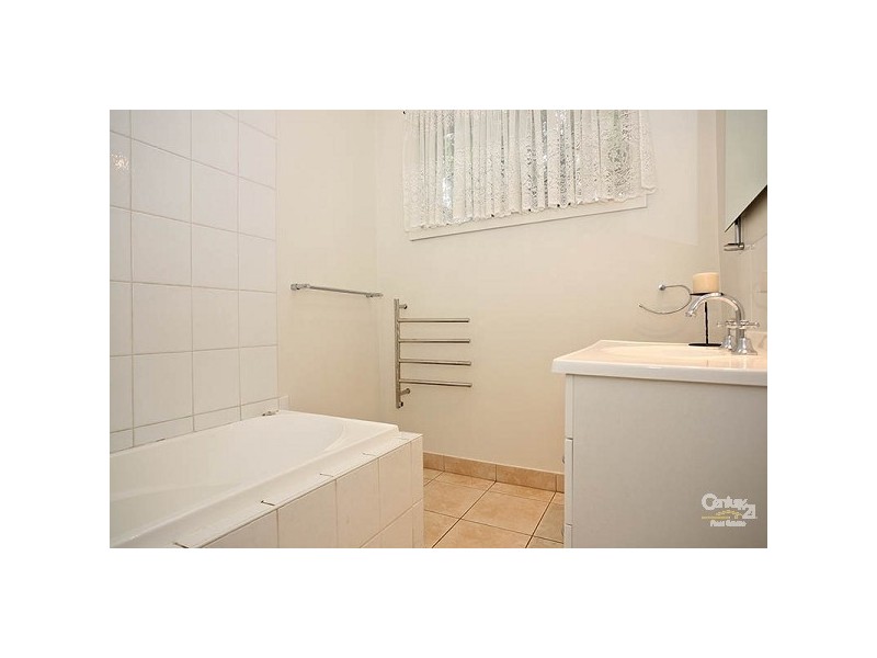 68 Howard Road, Dingley Village VIC 3172