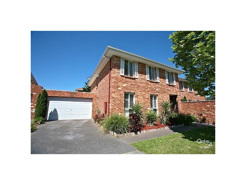 2 Harry Court, Dingley Village VIC 3172