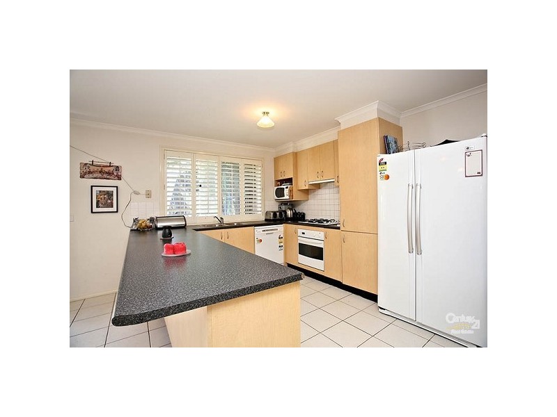 2 Harry Court, Dingley Village VIC 3172