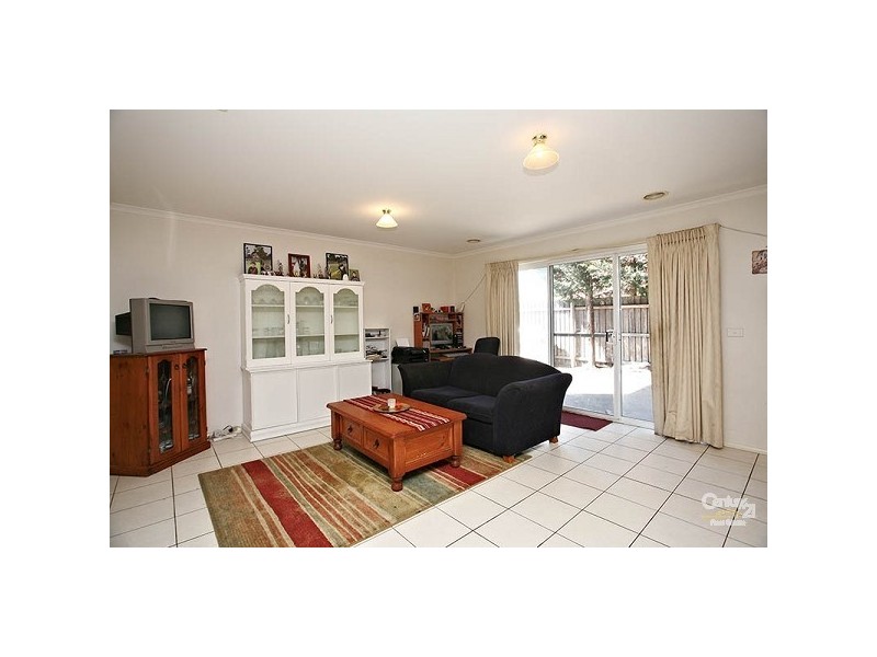 2 Harry Court, Dingley Village VIC 3172