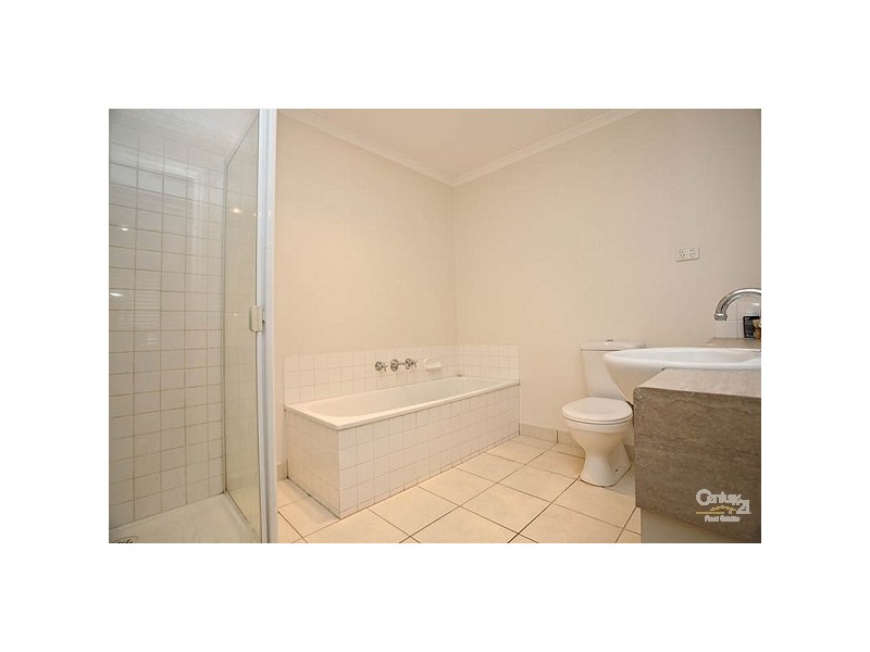 2 Harry Court, Dingley Village VIC 3172