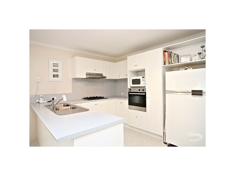 12 Kingsland Close, Dingley Village VIC 3172