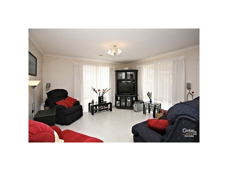 12 Kingsland Close, Dingley Village VIC 3172