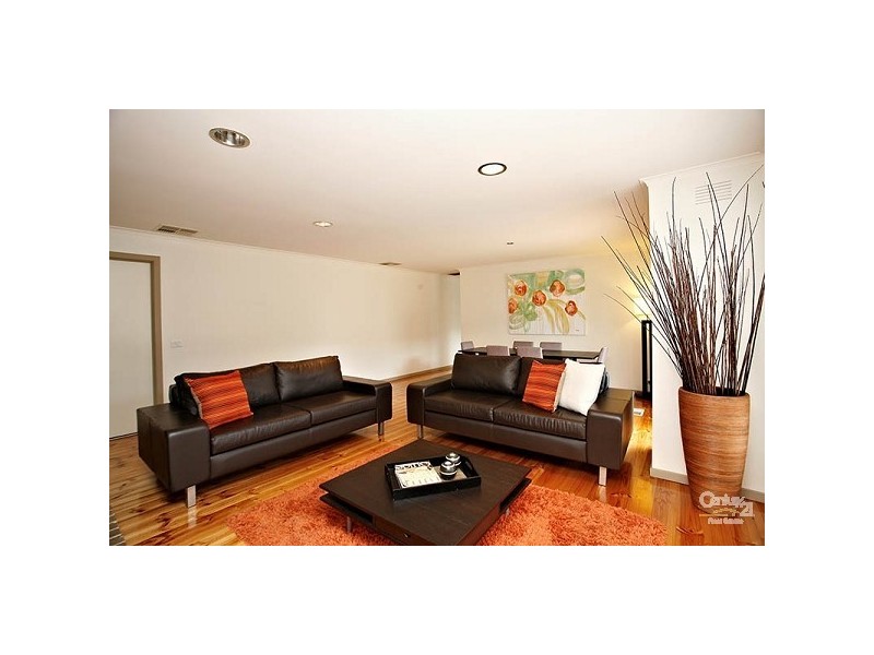 35 Golfwood Close, Dingley Village VIC 3172