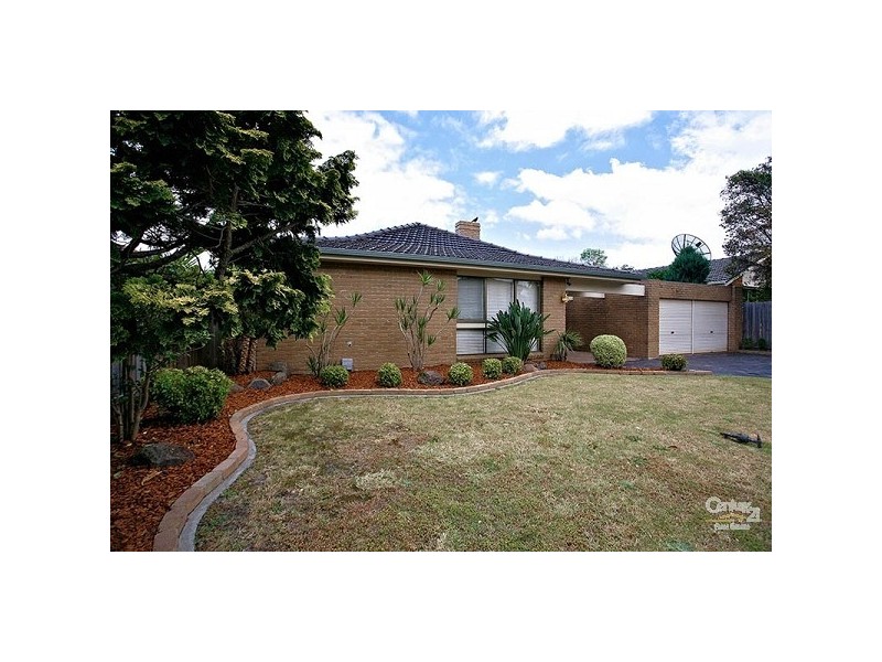 35 Golfwood Close, Dingley Village VIC 3172