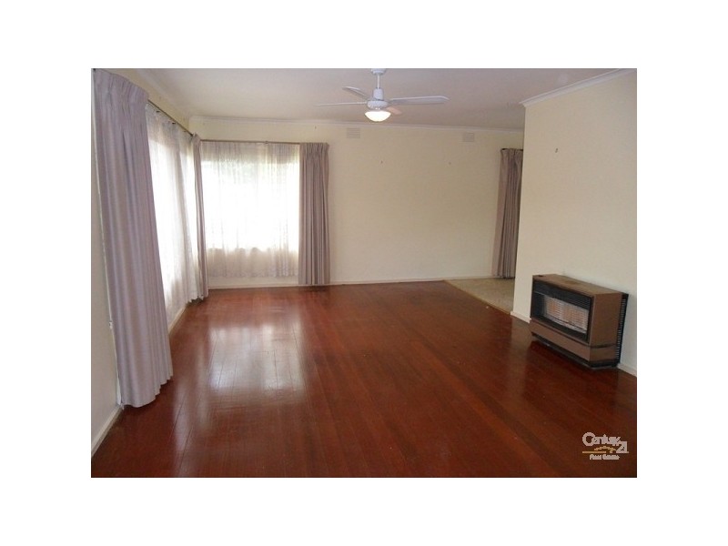 17 Sharrock Drive, Dingley Village VIC 3172