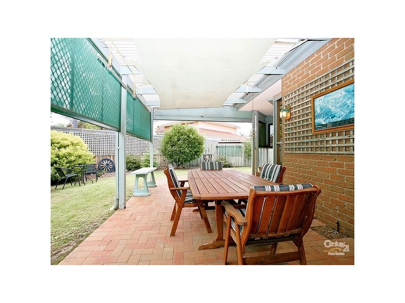 6 Aisha Crescent, Dingley Village VIC 3172