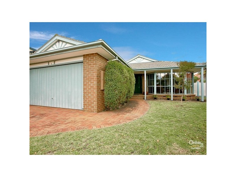 6 Aisha Crescent, Dingley Village VIC 3172