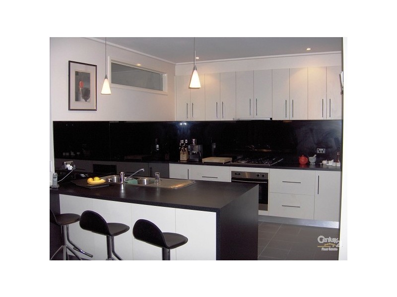 5 Fisher Mews, Waterways VIC 3195