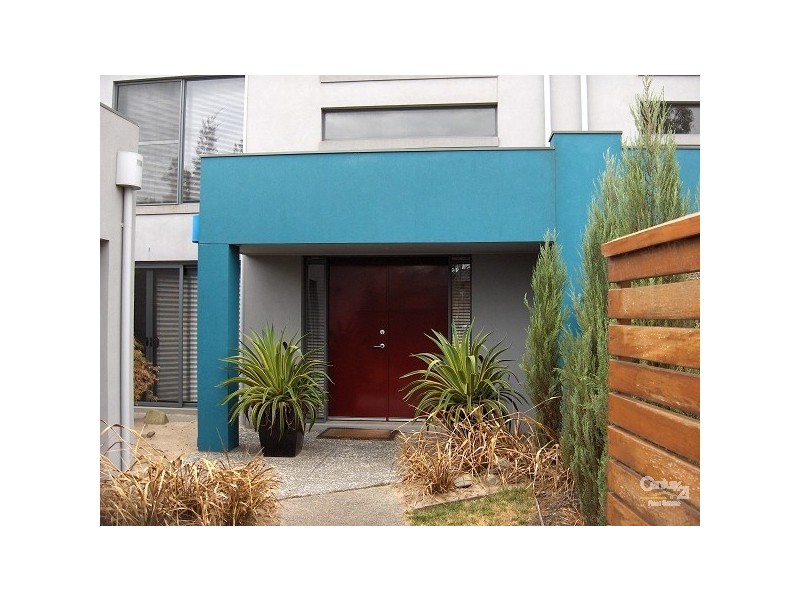 5 Fisher Mews, Waterways VIC 3195