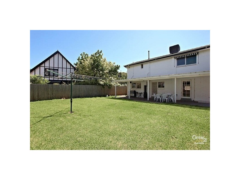 4 Bogey Court, Dingley Village VIC 3172