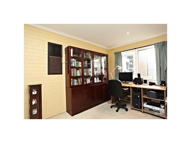 21 Sharrock Drive, Dingley Village VIC 3172