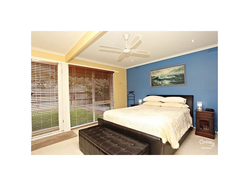 21 Sharrock Drive, Dingley Village VIC 3172