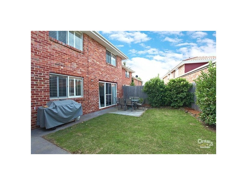 63 Kingston Drive, Dingley Village VIC 3172