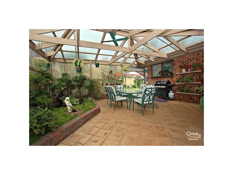 21 Cassava Court, Dingley Village VIC 3172