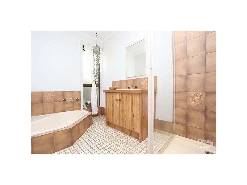 21 Cassava Court, Dingley Village VIC 3172