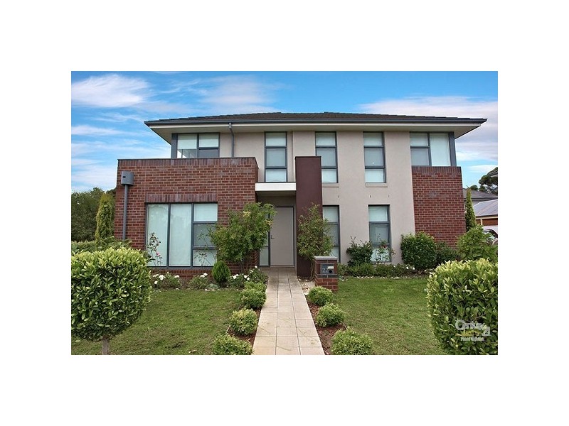 22 Pebble Beach Place, Heatherton VIC 3202