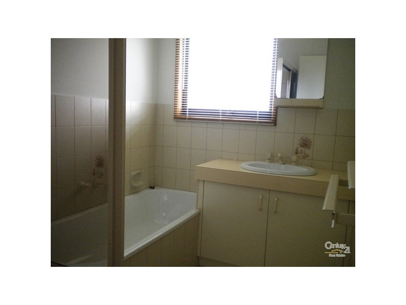 14 Lauren Close, Dingley Village VIC 3172